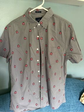 American Eagle Outfitters Grey Short-Sleeve Button-Down- Red Crush It Soda Cans